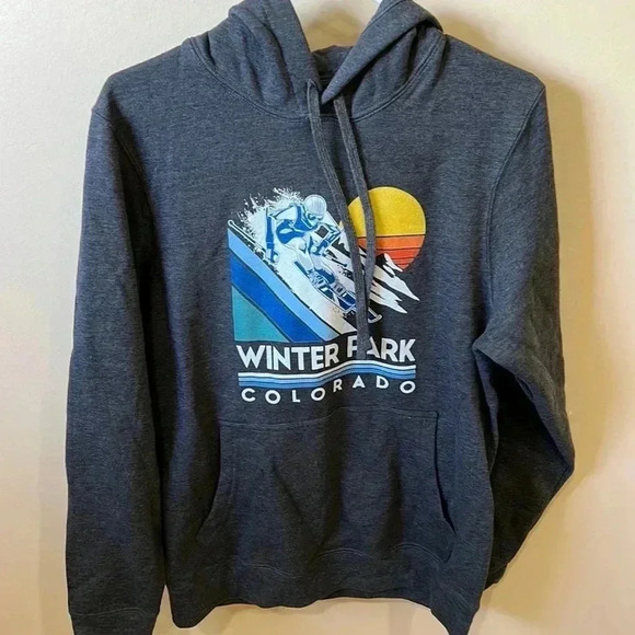 (3)NWT  sweatshirt - Picture 1 of 3